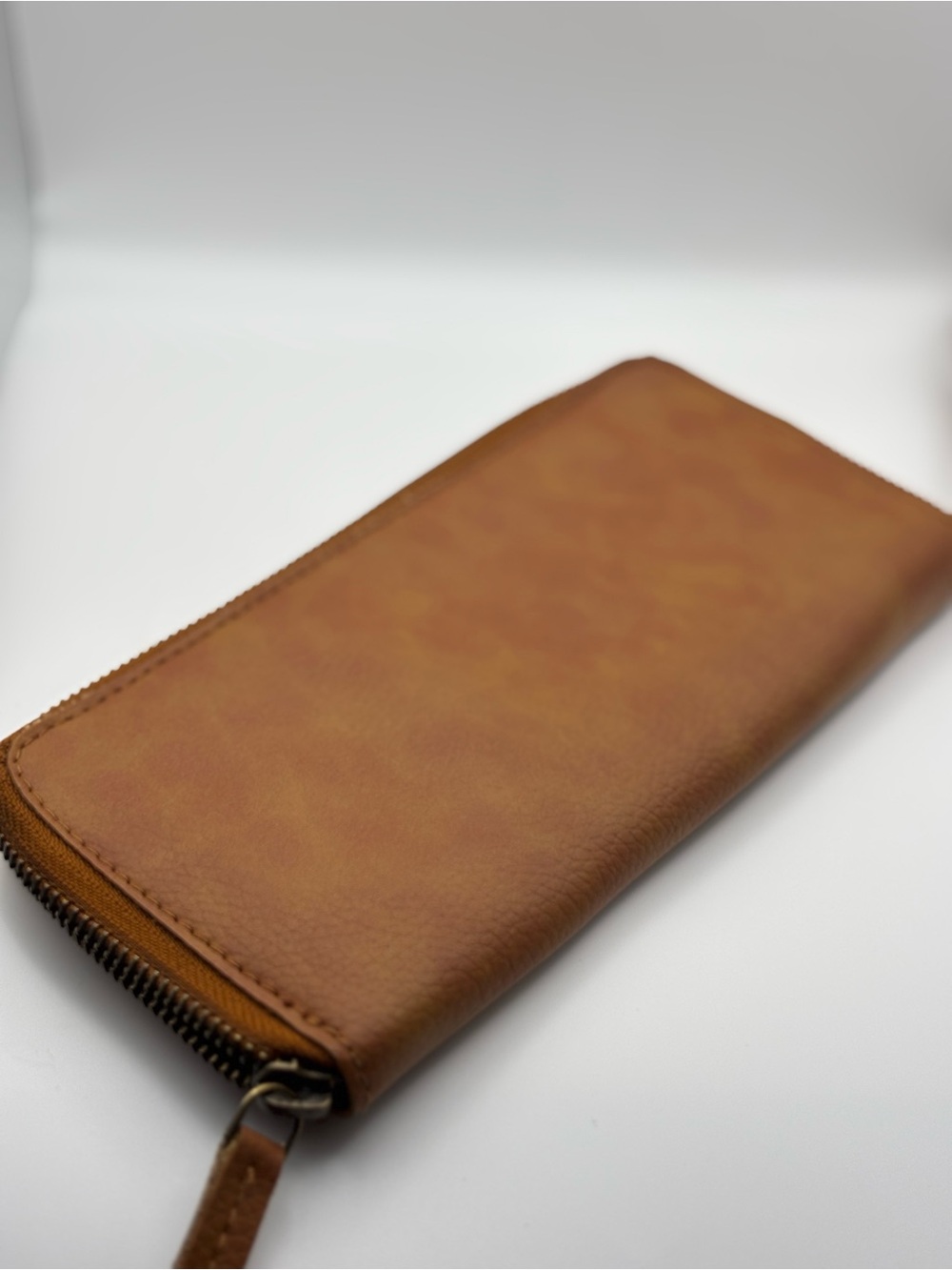 Free People Brown Distressed Vegan Leather Zipper Wristlet zip-around Wallet - Picture 3 of 6